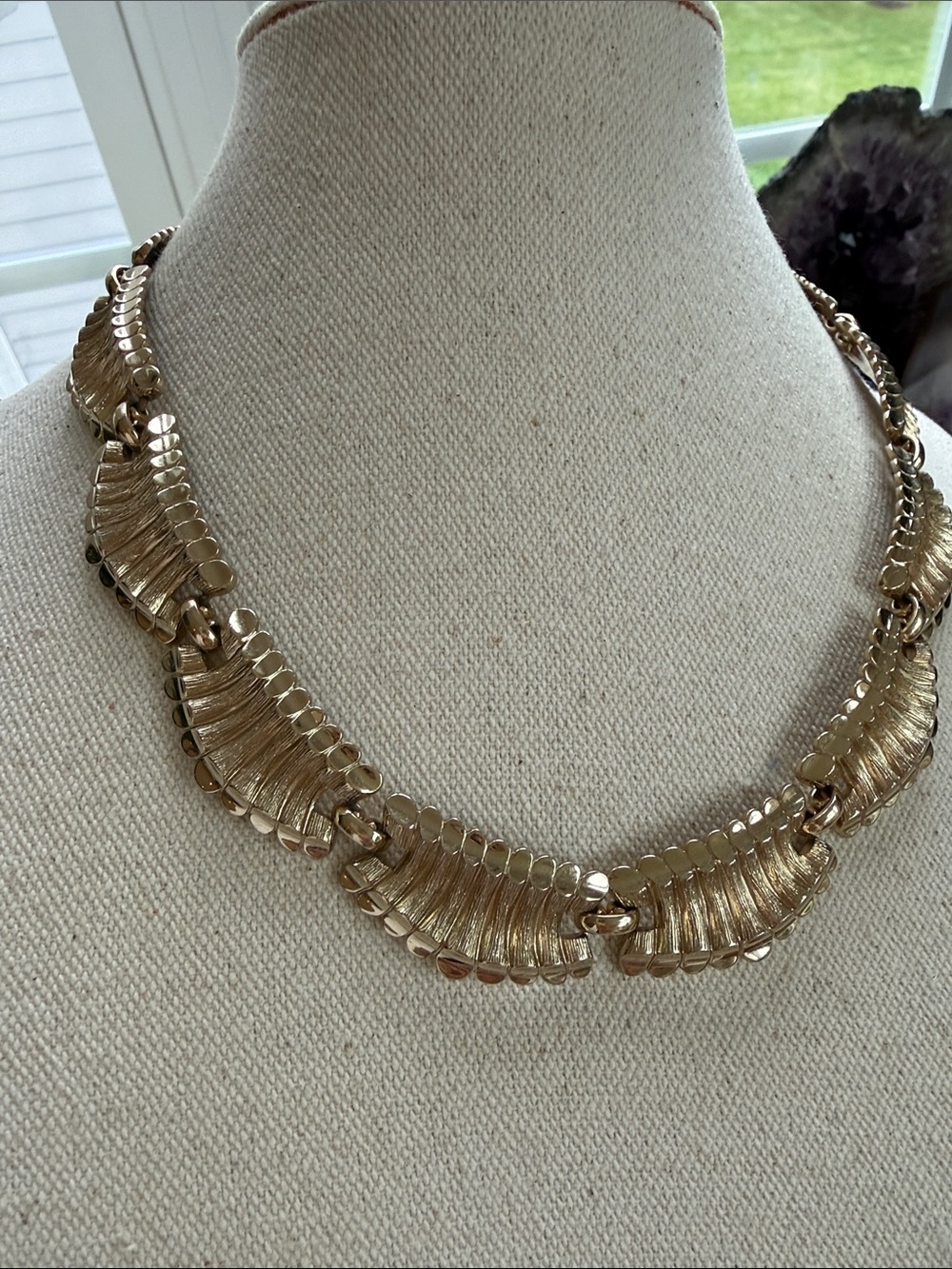Vintage Monet Gold Link Fan Necklace - Women Jewelry